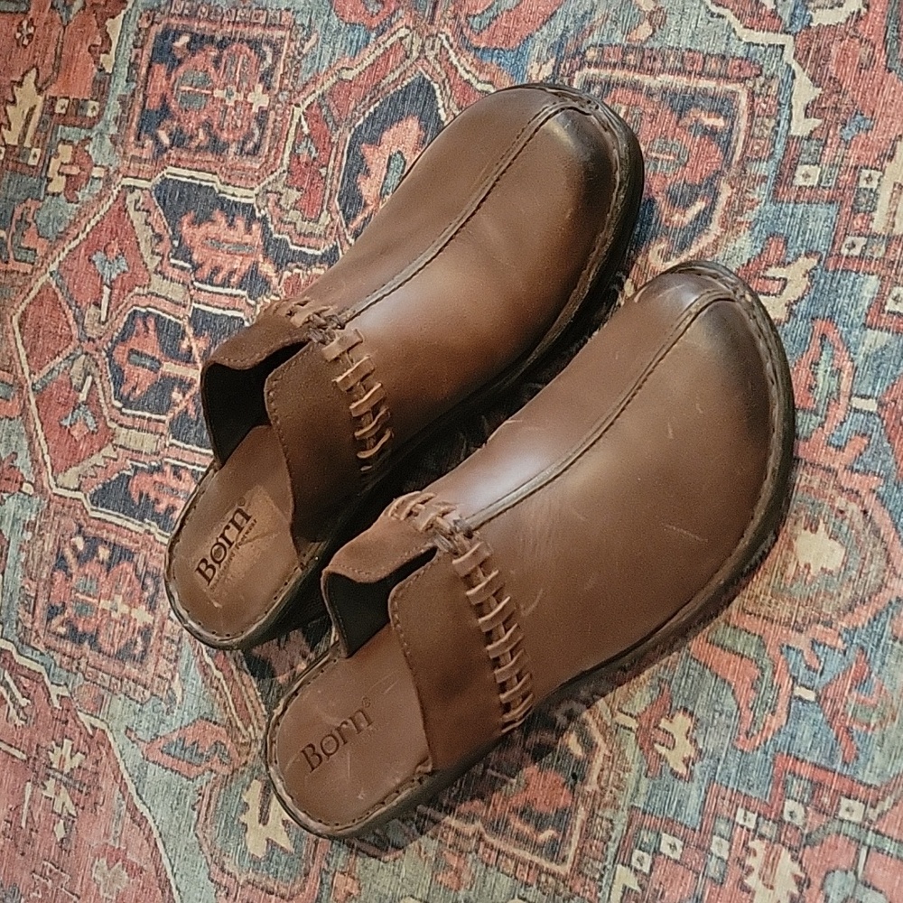 Born leather/suede clogs